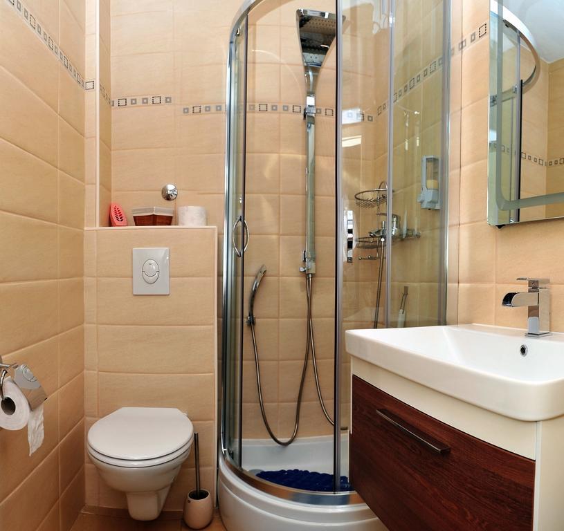 Apartments  Happy villa Splitska Extérieur photo